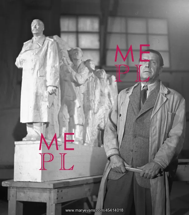 : Otakar Svec - sculptor - Stalin memorial - monument - model : Otakar Svec - sculptor - Stalin memorial - monument - model