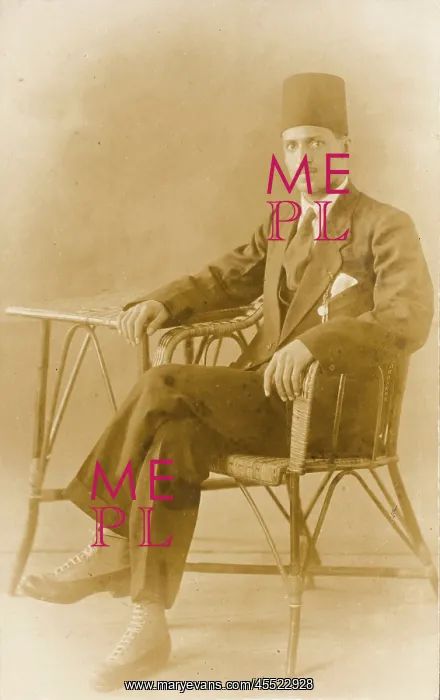 : Ottoman gentleman - seated : Ottoman gentleman - seated