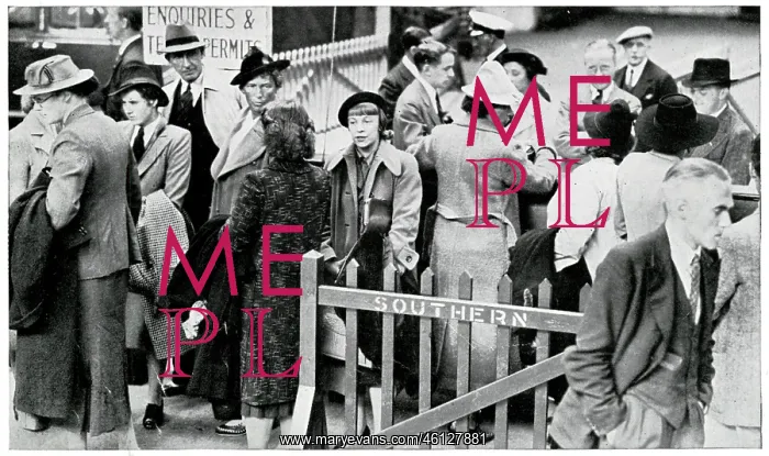 : Outbreak of WWII Germans trying to leave England : Outbreak of WWII Germans trying to leave England