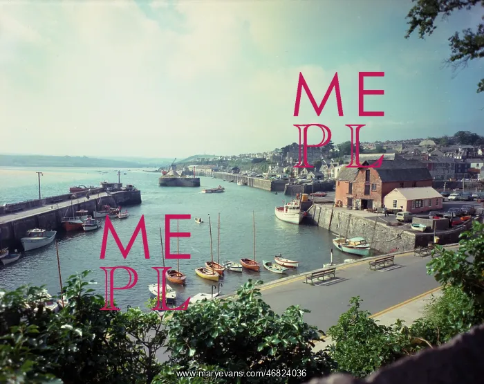 : The outer harbour, Padstow : The outer harbour, Padstow