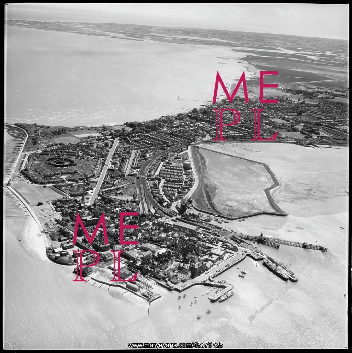 : The Outer Part of Town Eastward and Westward, Harwich, 1961 : The Outer Part of Town Eastward and Westward, Harwich, 1961