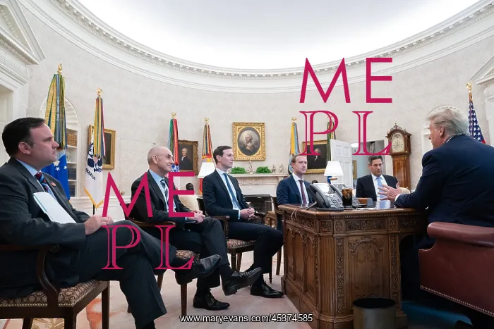 : Oval Office meeting between President Donald : Oval Office meeting between President Donald