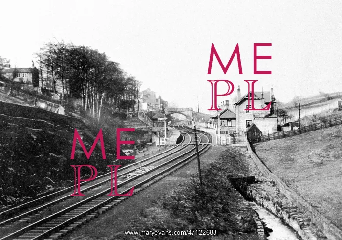  : Ovenden - Railway Station - Halifa