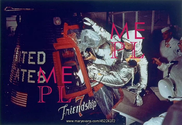 : Overall view of astronaut John Glenn, Jr. ? : Overall view of astronaut John Glenn, Jr. ?