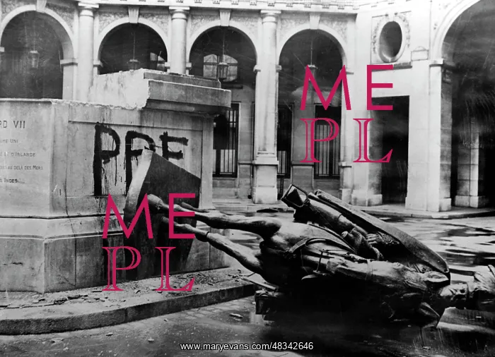 : An overturned equestrian statue of Edward VII in Paris, 1942 : An overturned equestrian statue of Edward VII in Paris, 1942