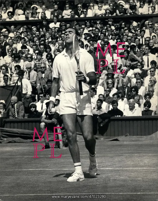 : Owen Davidson in tennis match at Wimbledon : Owen Davidson in tennis match at Wimbledon