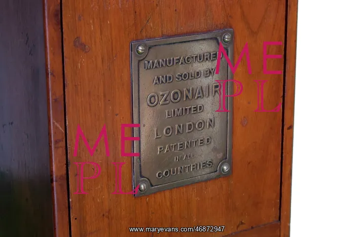 : Ozonair old fashioned air conditioner. Original sign : Ozonair old fashioned air conditioner. Original sign