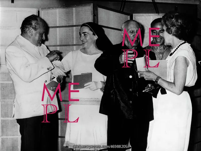 : Pablo Picasso, Jacqueline Roque and Mme Ramier, exhibition : Pablo Picasso, Jacqueline Roque and Mme Ramier, exhibition