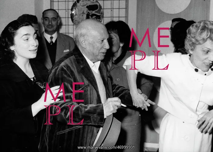  : Pablo Picasso, Jacqueline Roque and Mme Ramier, exhibition