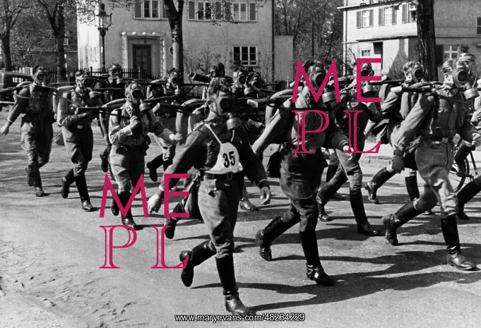 : Pack march championship in Leipzig, 1938 : Pack march championship in Leipzig, 1938
