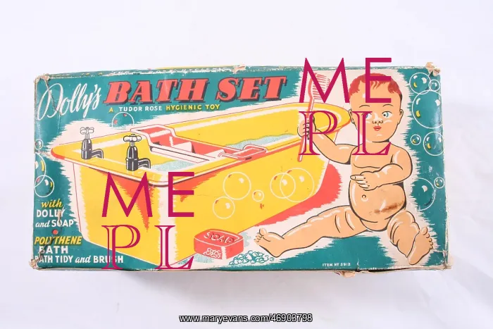 : Packaging for Dolly's Bath Set : Packaging for Dolly's Bath Set