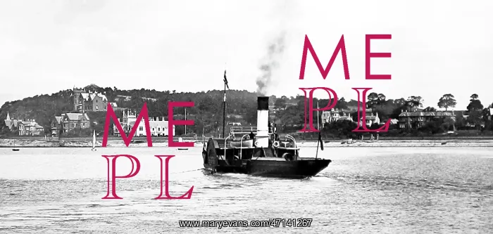 : Paddle steamer in Wemyss Bay, Scotland : Paddle steamer in Wemyss Bay, Scotland