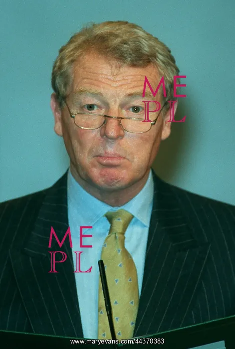  : Paddy Ashdown MP