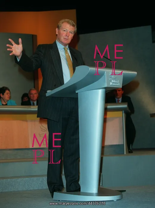  : Paddy Ashdown MP