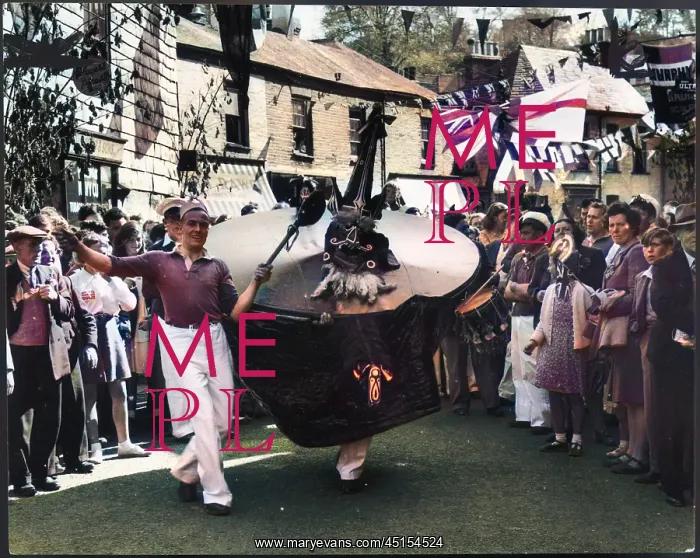 : PADSTOW HOBBY HORSE : PADSTOW HOBBY HORSE