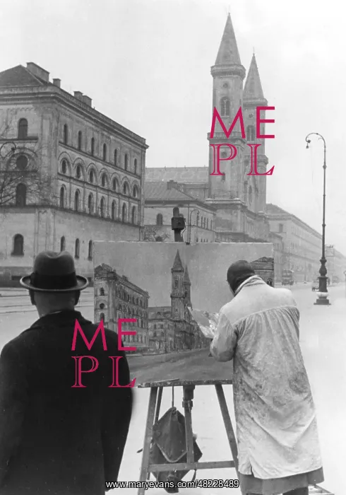 : Painter on Ludwigstrasse in Munich, 1936 : Painter on Ludwigstrasse in Munich, 1936