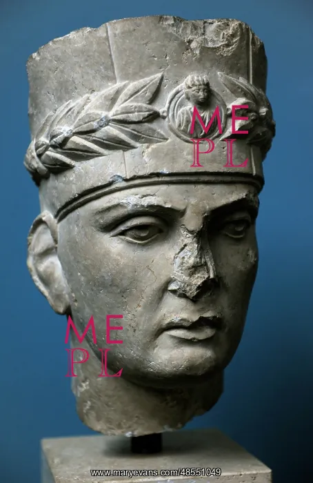 : A Palmyrene priest. C. 190-210 A.C. Limestone. Carlsberg Gly : A Palmyrene priest. C. 190-210 A.C. Limestone. Carlsberg Gly