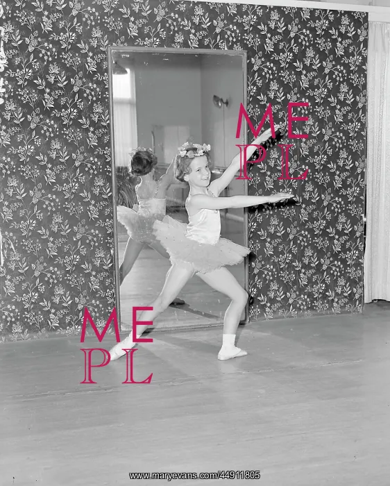 : Pam Gibbons- Ballet Dancer, Bexley : Pam Gibbons- Ballet Dancer, Bexley