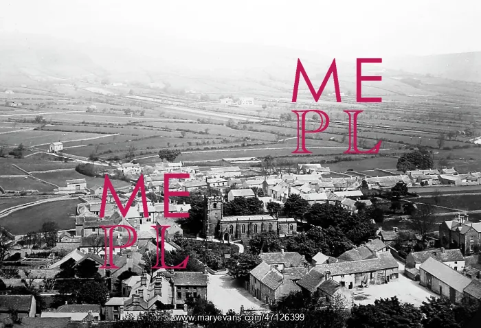 : Panorama of Castleton in Derbyshire : Panorama of Castleton in Derbyshire