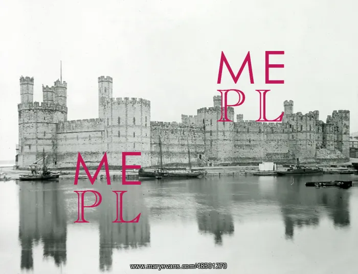  : Panoramic view of Caernarfon Castle, North Wales