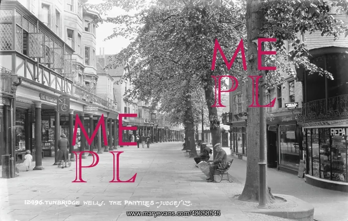 : The Pantiles, Tunbridge Wells : The Pantiles, Tunbridge Wells