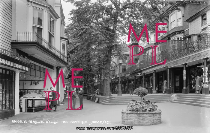 : The Pantiles, Tunbridge Wells : The Pantiles, Tunbridge Wells