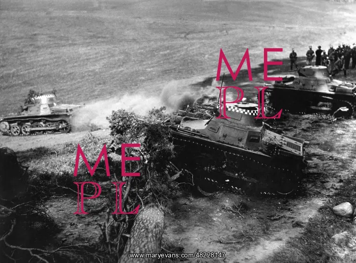 : Panzer I during a maneuver, 1937 : Panzer I during a maneuver, 1937