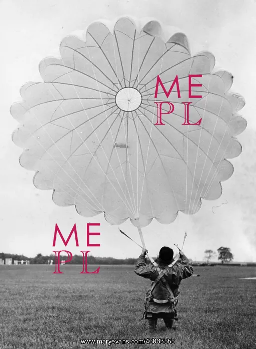 : Parachutist landing : Parachutist landing