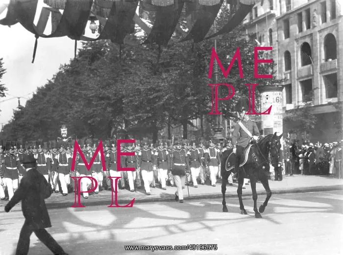 : Parade in Berlin for the anniversary of the coronation of th : Parade in Berlin for the anniversary of the coronation of th