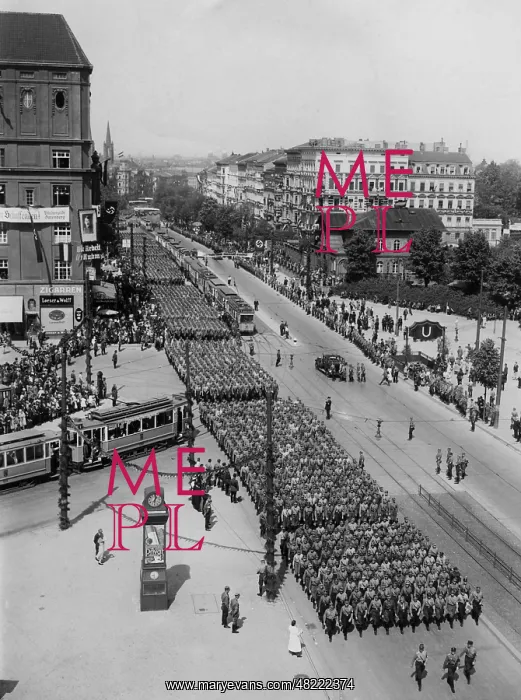 : Parade of the Berlin SA on May 1, 1934 : Parade of the Berlin SA on May 1, 1934