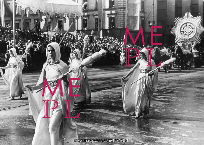 : Parade on the Day of German Art in Munich, 1938 : Parade on the Day of German Art in Munich, 1938
