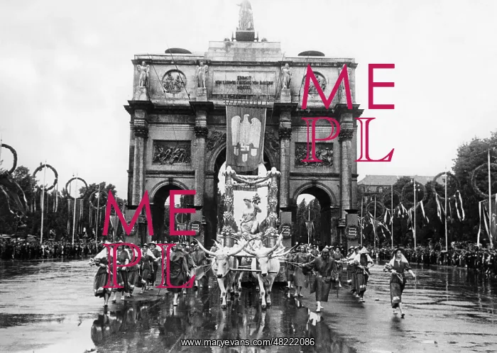 : Parade on the Day of German Art in Munich, 1939 : Parade on the Day of German Art in Munich, 1939