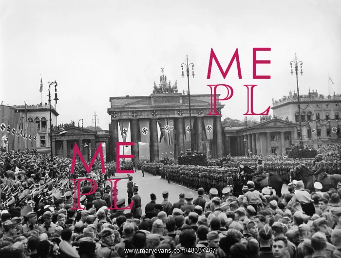 : Parade of German troops in Berlin, 1940 : Parade of German troops in Berlin, 1940