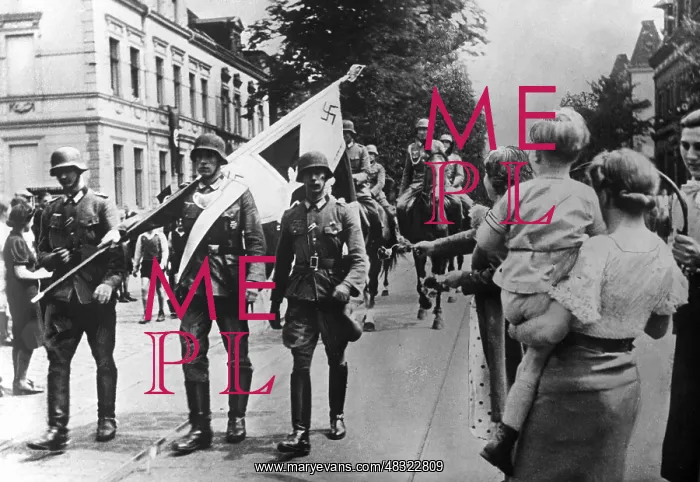 : Parade of German troops in Hamm, 1940 : Parade of German troops in Hamm, 1940