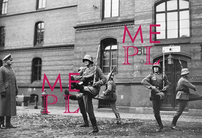 : Parade ground drill at the Berlin Guard Toops, 1936 : Parade ground drill at the Berlin Guard Toops, 1936