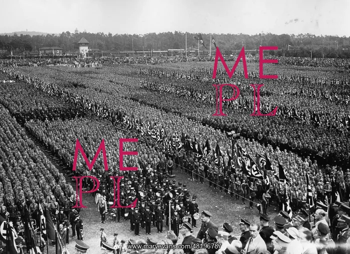 : Parade on the Nazi ralley grounds, 1933 : Parade on the Nazi ralley grounds, 1933