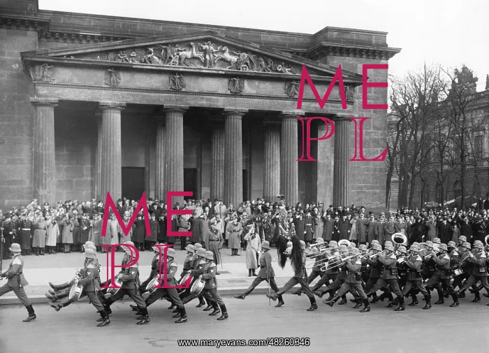 : Parade at the Neue Wache in Berlin, 1936 : Parade at the Neue Wache in Berlin, 1936