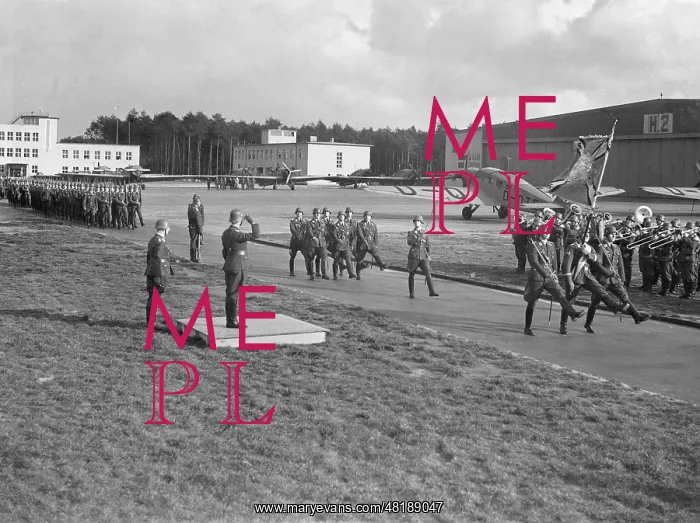 : Parade of pilots in training in Berlin - Gatow, 1937 : Parade of pilots in training in Berlin - Gatow, 1937