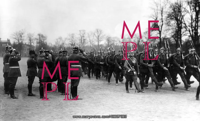 : Parade for Prince oemer Faruk, 1898 : Parade for Prince oemer Faruk, 1898