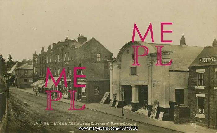 : The Parade - (Showing the Cinema) : The Parade - (Showing the Cinema)