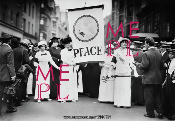 : Parade - WWI - Peace - Women : Parade - WWI - Peace - Women