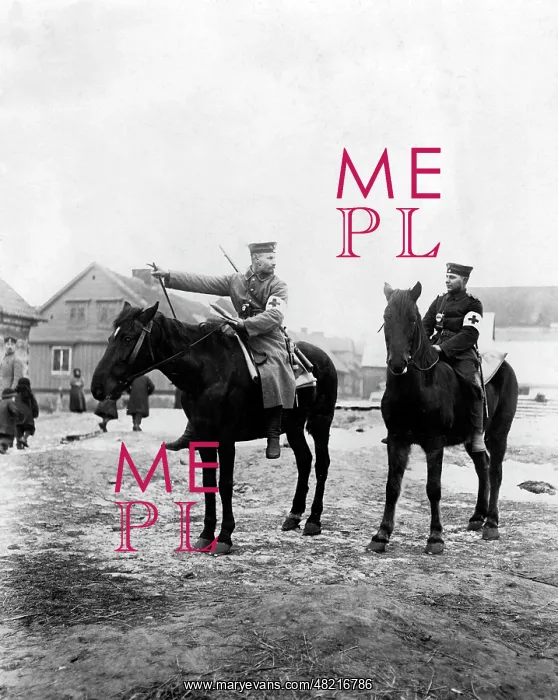 : Paramedics on horseback at the eastern front, 1915 : Paramedics on horseback at the eastern front, 1915