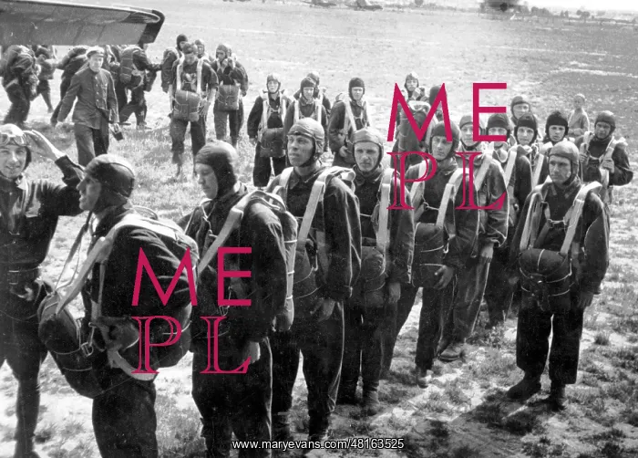 : Paratroopers of the Red Army in 1934 : Paratroopers of the Red Army in 1934