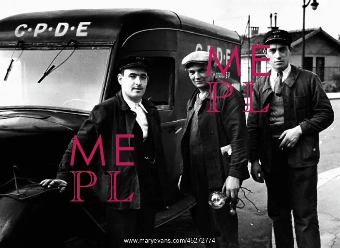  : Paris in the 1930th