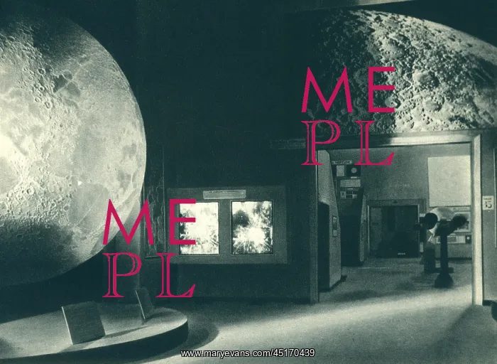 : Paris Expo 1937, Moon Room : Paris Expo 1937, Moon Room