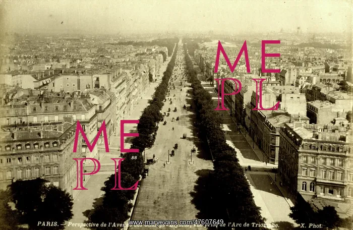 : Paris, France - Champs-Elysees : Paris, France - Champs-Elysees