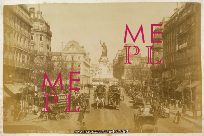  : Paris - Place Republique