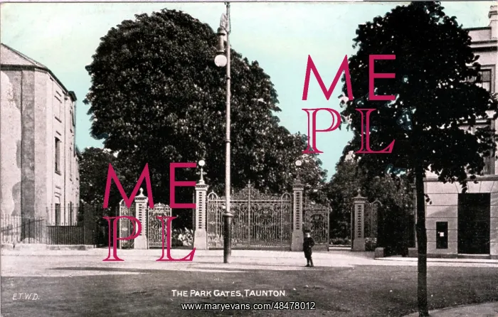 : The Park Gates, Taunton, Somerset : The Park Gates, Taunton, Somerset