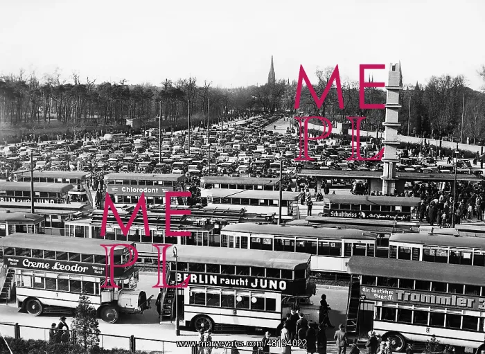 : Park and Ride System in Berlin, 1935 : Park and Ride System in Berlin, 1935