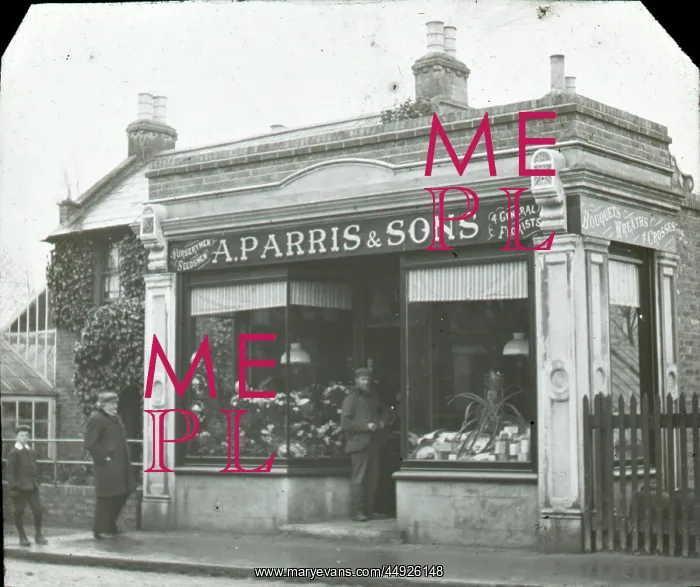 : Parris shop : Parris shop